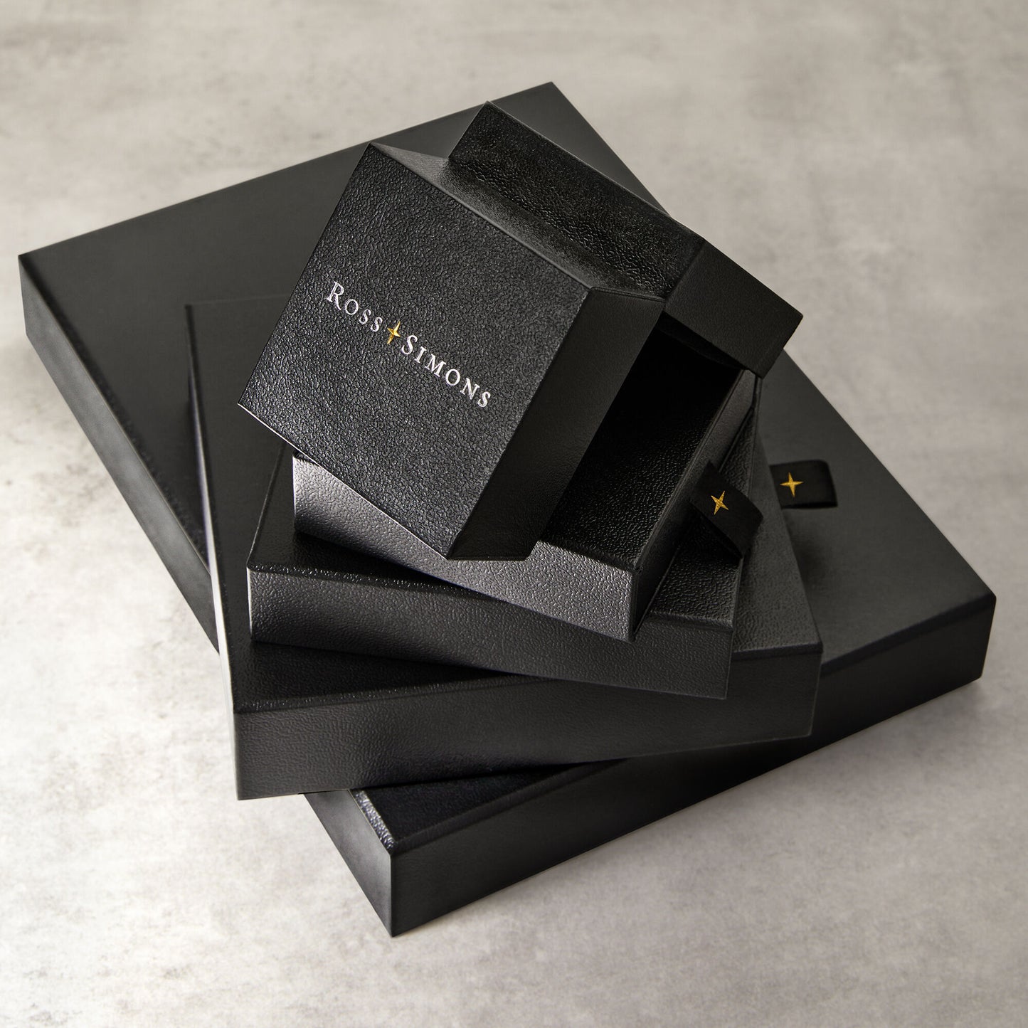 1ct Channel Set Band 14kt YG