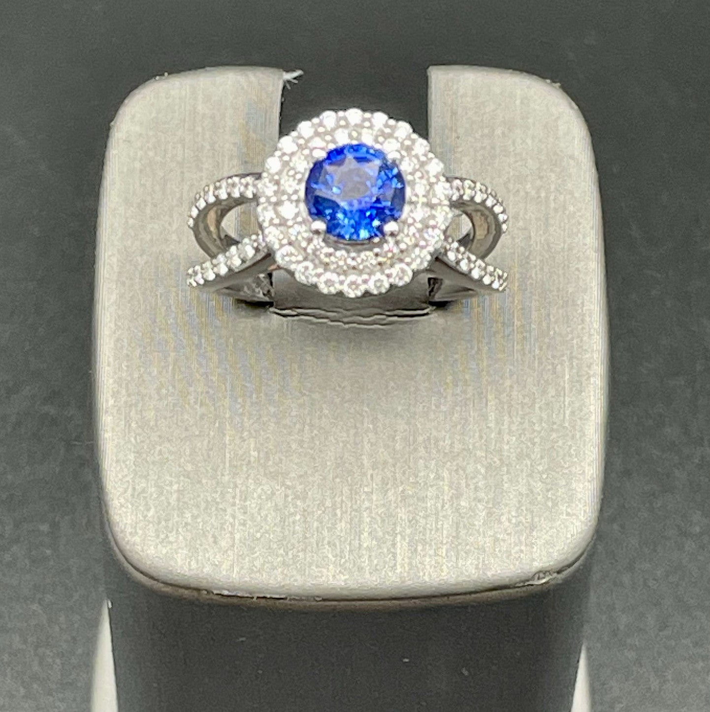 14kt WG Split Shank Double Halo Sapphire 1.40S