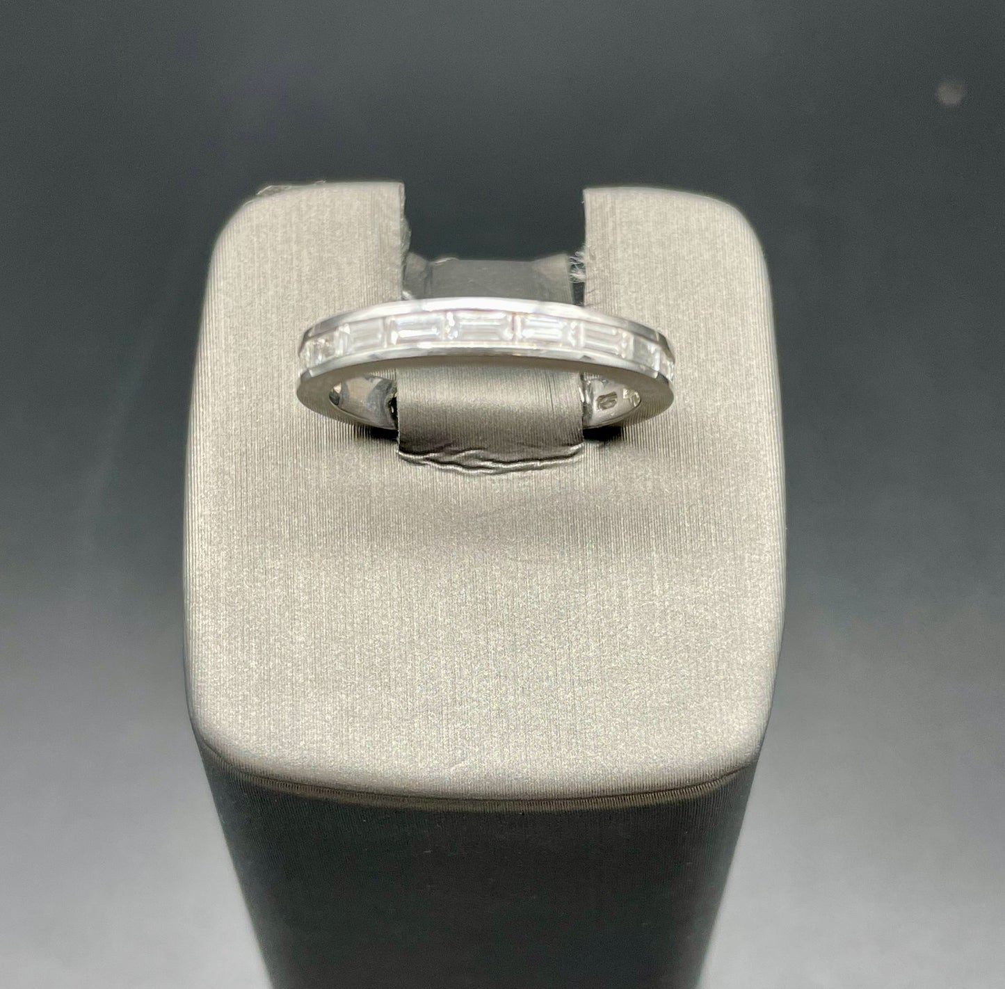 14kt WG 3/4 Baguette 1ct