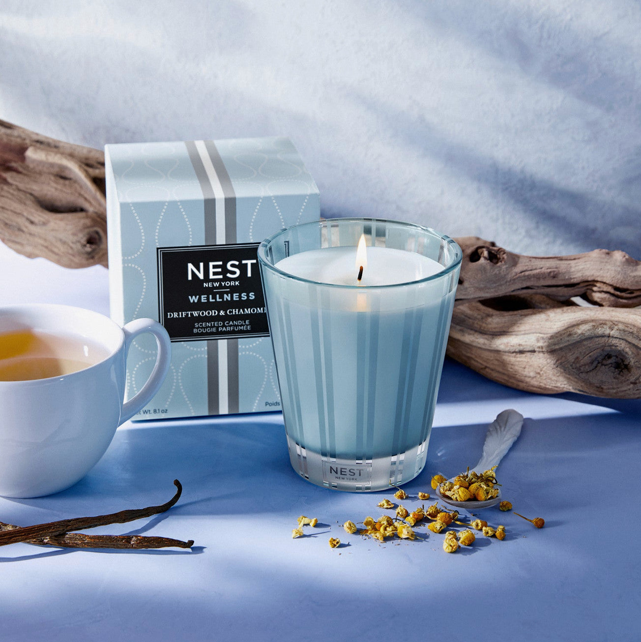 NEST Driftwood and Chamomile Scented Candle