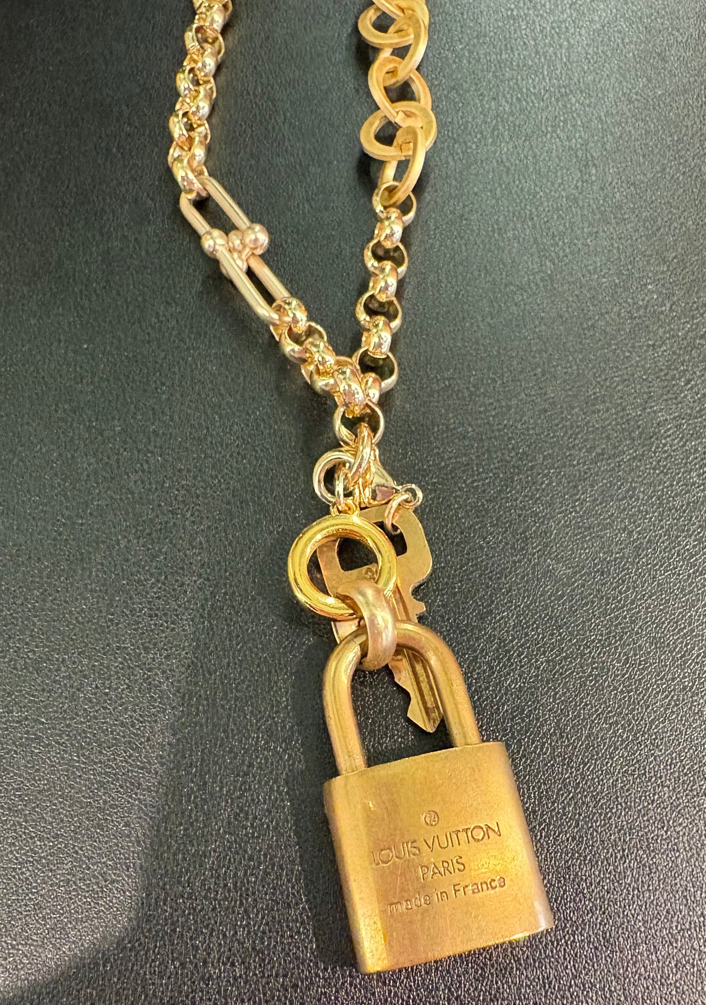 Louis Vuitton Long Toggle Lock
