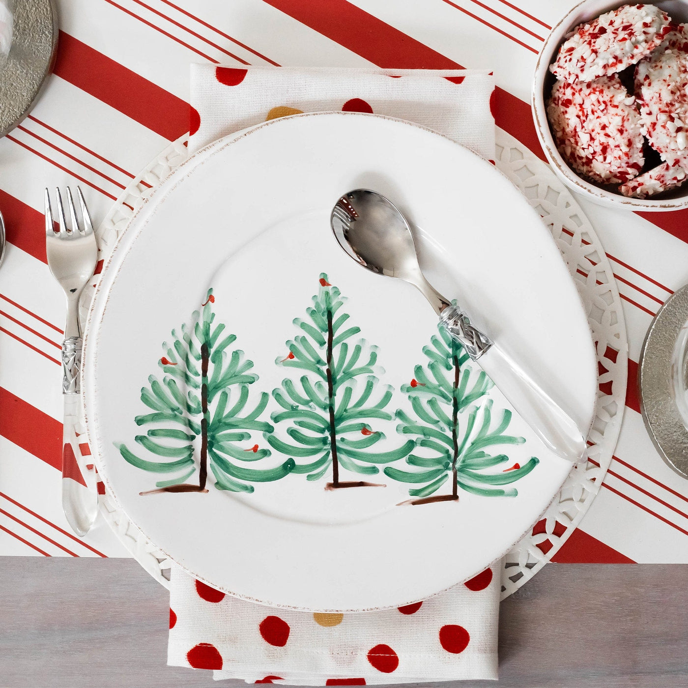Lastra Holiday Melamine Dinner Plates