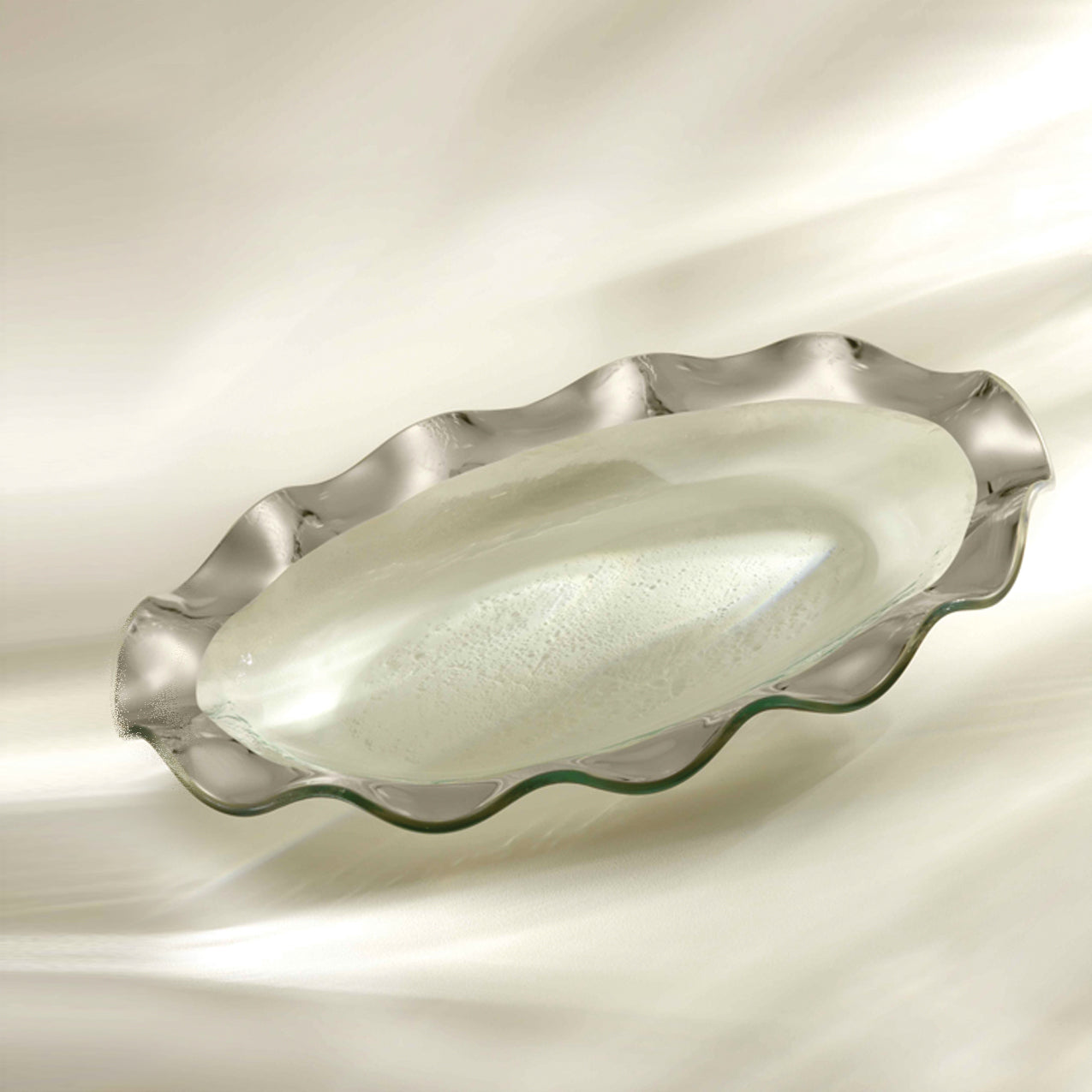 15" Ruffle Platter