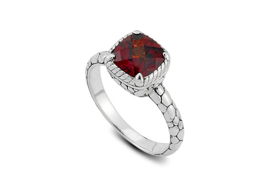 SS/18K Garnet Ring
