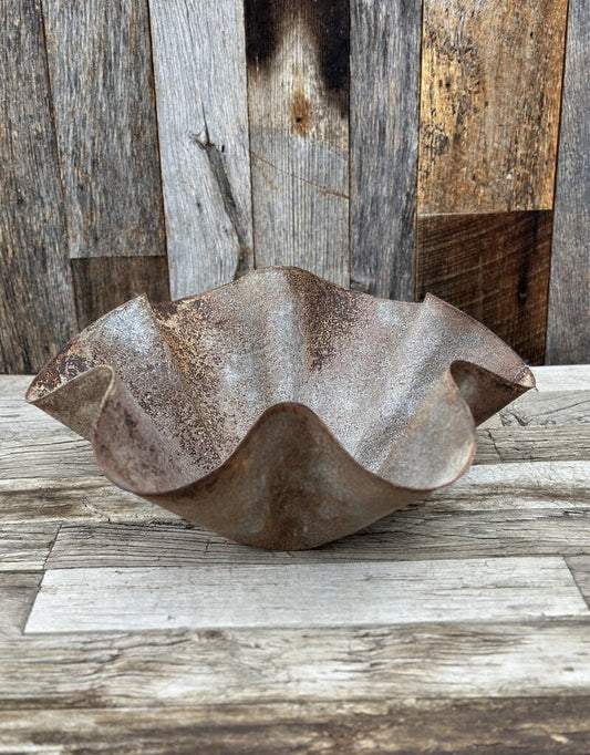 Kerchief Planter w/ Base Large