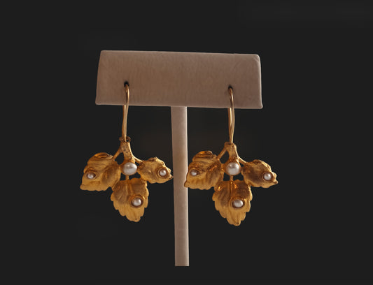Botanical Pearl Earrings