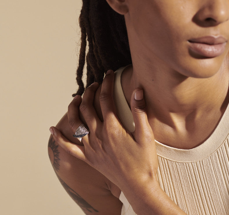 Twisted Pavé Band Ring
